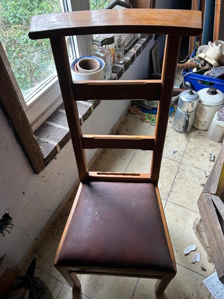 Kerkstoelen, Enlèvement