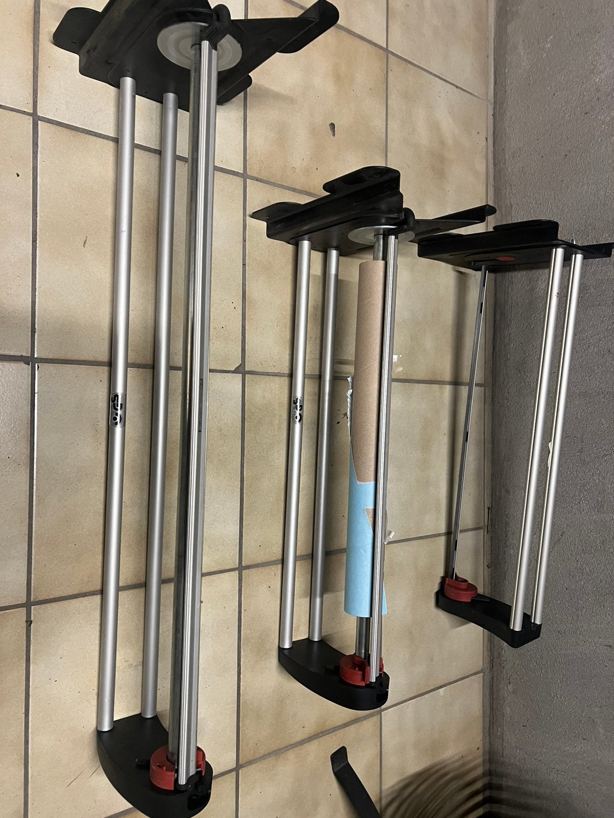 Papier en folie snijders om op te hangen, Doe-het-zelf en Bouw, Ophalen, Zo goed als nieuw