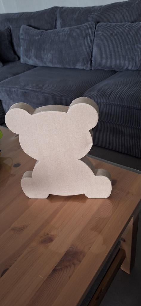 Kartonnen teddybeer, Ophalen