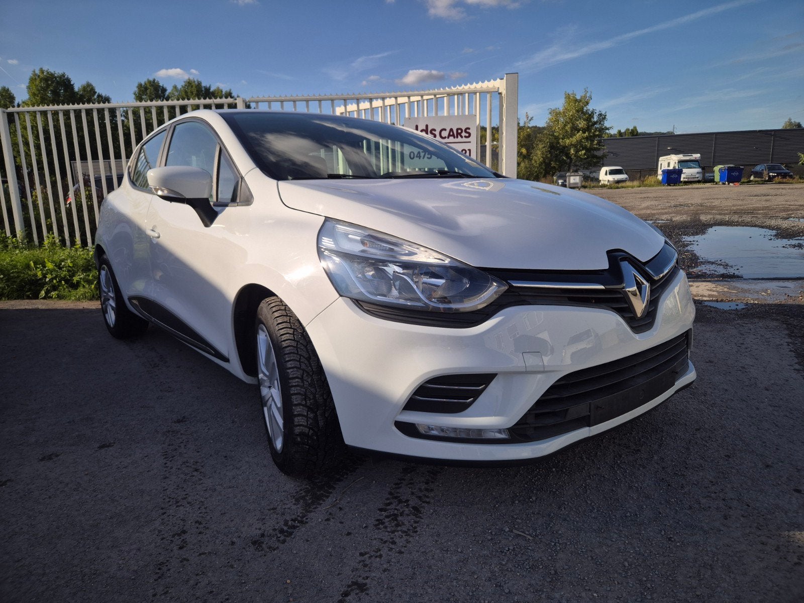 RENAULT CLIO 0.9 BENZINE, Auto's, Voorwielaandrijving, Stof, Euro 6, https://public.car-pass.be/vhr/95044c4e-e247-4255-b4fe-5de2684a271b