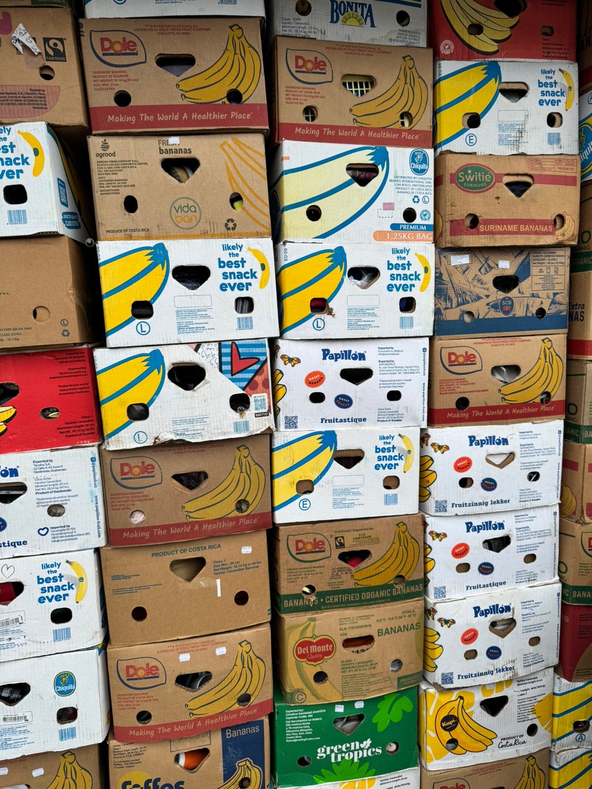 Kisten op de rommelmarkt, Ophalen, Zo goed als nieuw