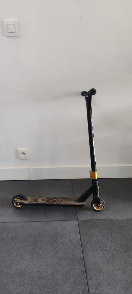Stuntstep 79cm, Ophalen, Zo goed als nieuw