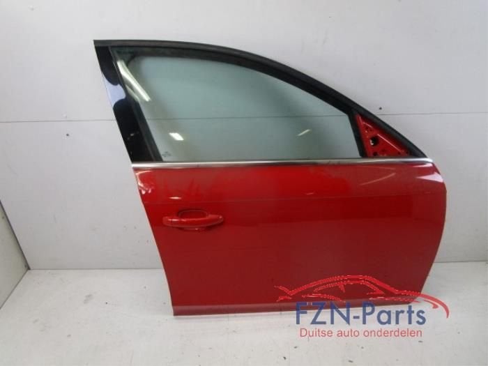 Audi A4 8K Sedan Portier Rechts - Voor LY3U Tango Rot, Enlèvement ou Envoi, Utilisé, Avant, Porte