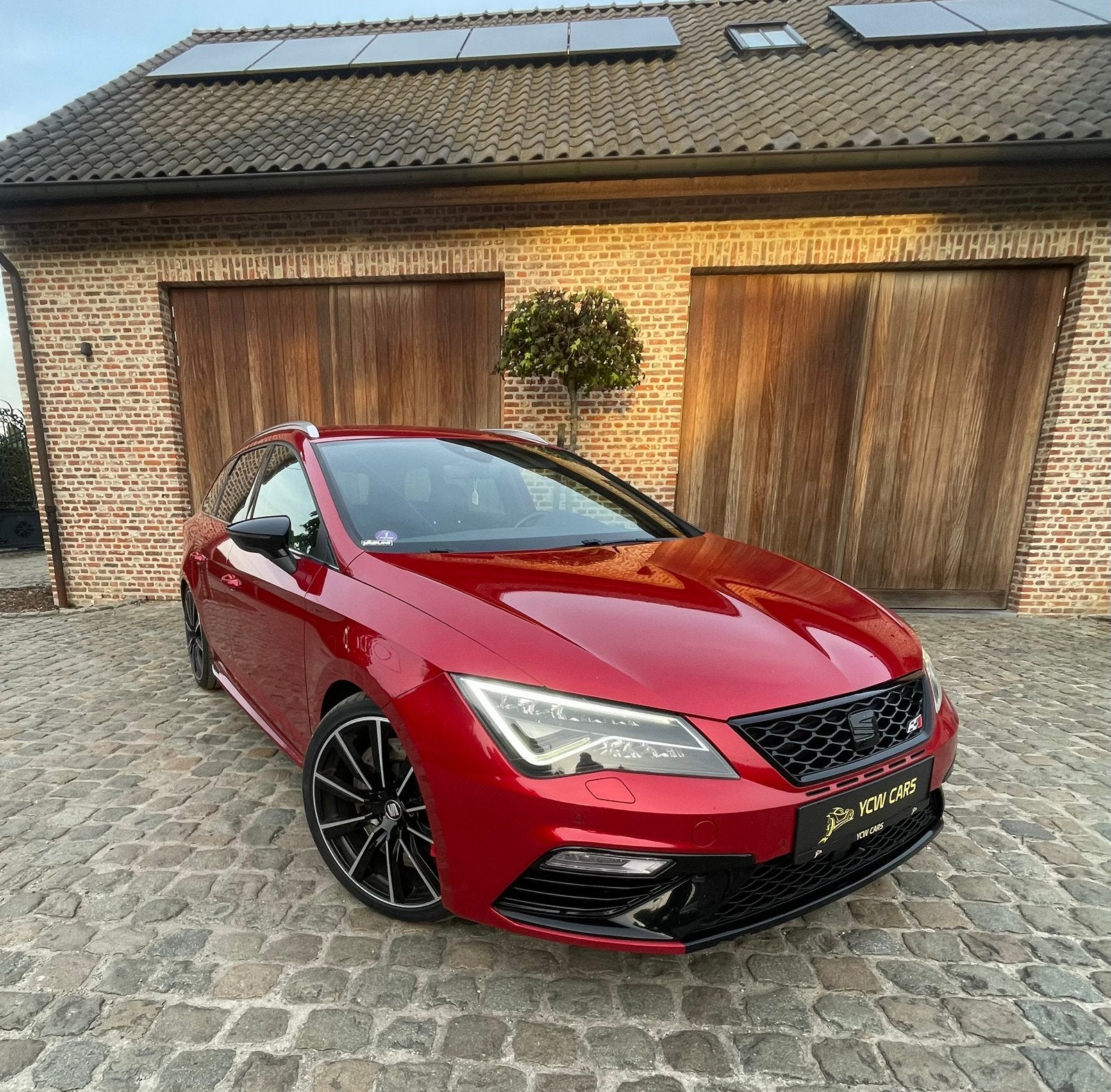 Seat Leon 2.0 TSI Cupra 4 moteurs DSG 2017, Autos, Rouge, Achat, Entreprise, Leon