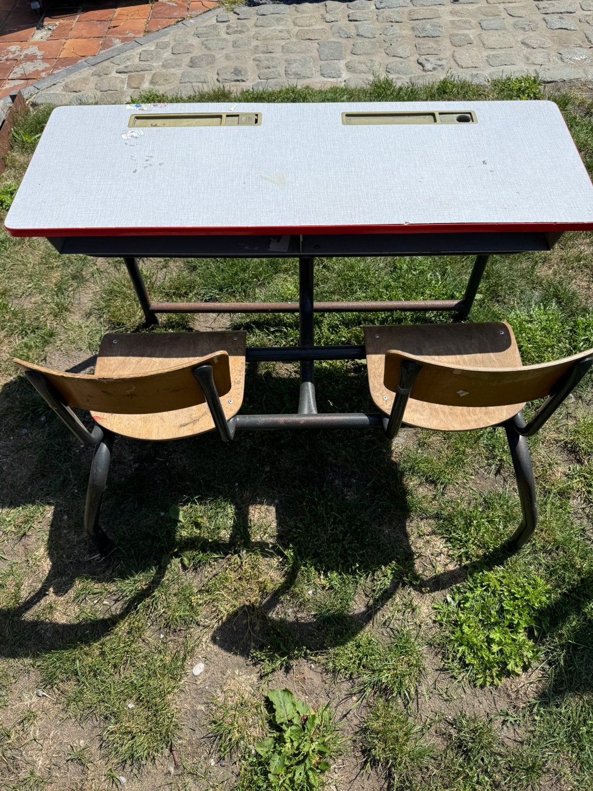 Oud schoolbankje, Métal, Bureau duo, Enlèvement, Utilisé