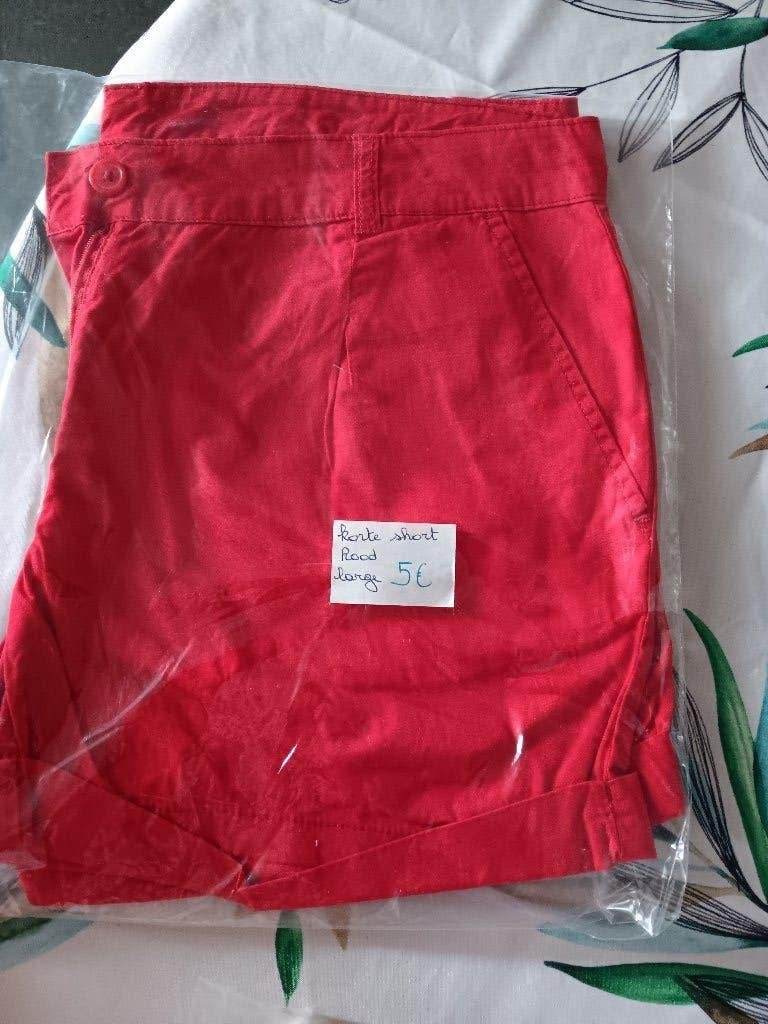 Shorts maat 40 zo goed als nieuw, Enlèvement, Comme neuf, Taille 38/40 (M), Courts