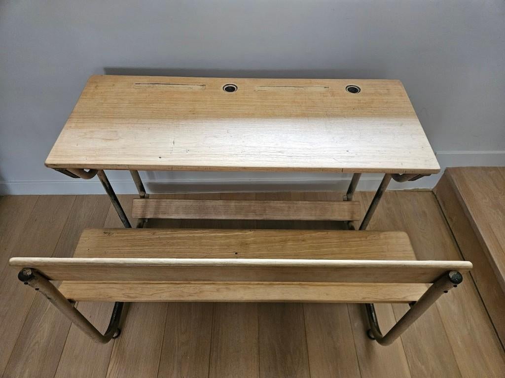 ancien banc d'école, Enlèvement, Utilisé