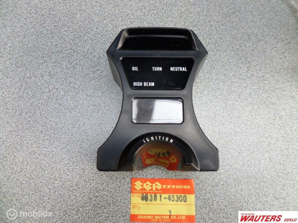 middenstuk tellers suzuki GS750L, Neuf, Enlèvement ou Envoi