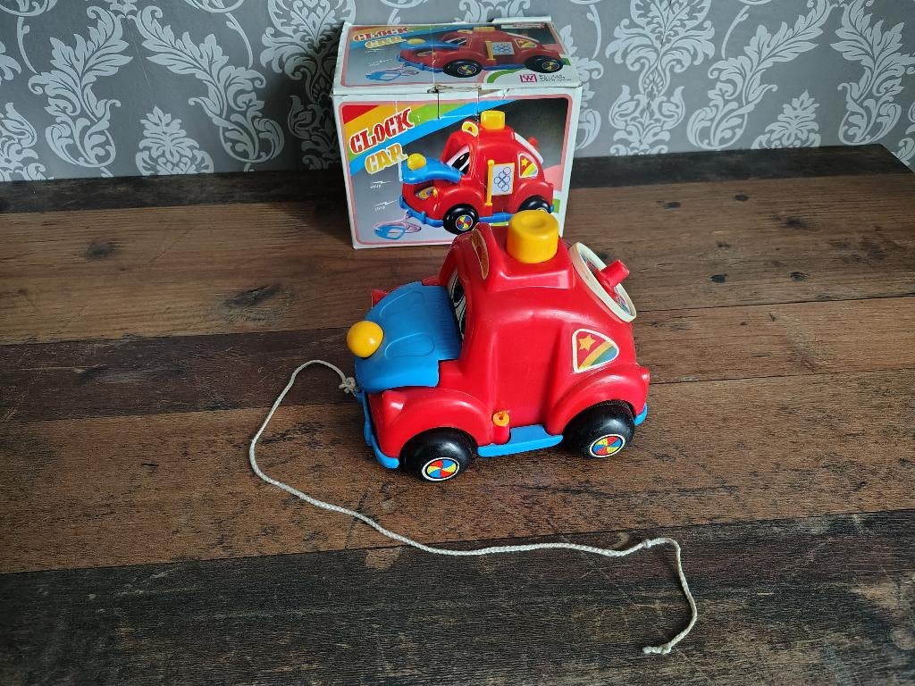 Volkswagen Kever/ Beetle / Clock Car /Taiwan / 90's, Antiquités & Art, Antiquités | Jouets, Envoi