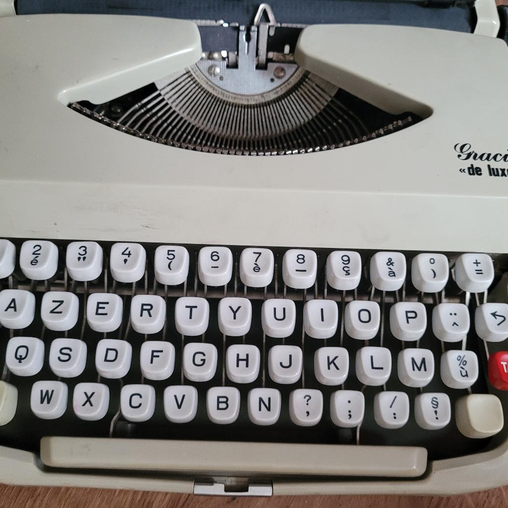machine à écrire gracia de luxe, Enlèvement ou Envoi, Comme neuf