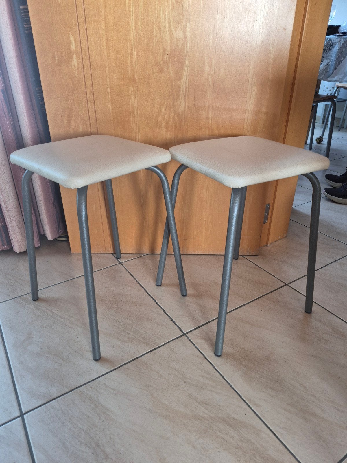 lot de 2 tabourets, Huis en Inrichting, Krukjes