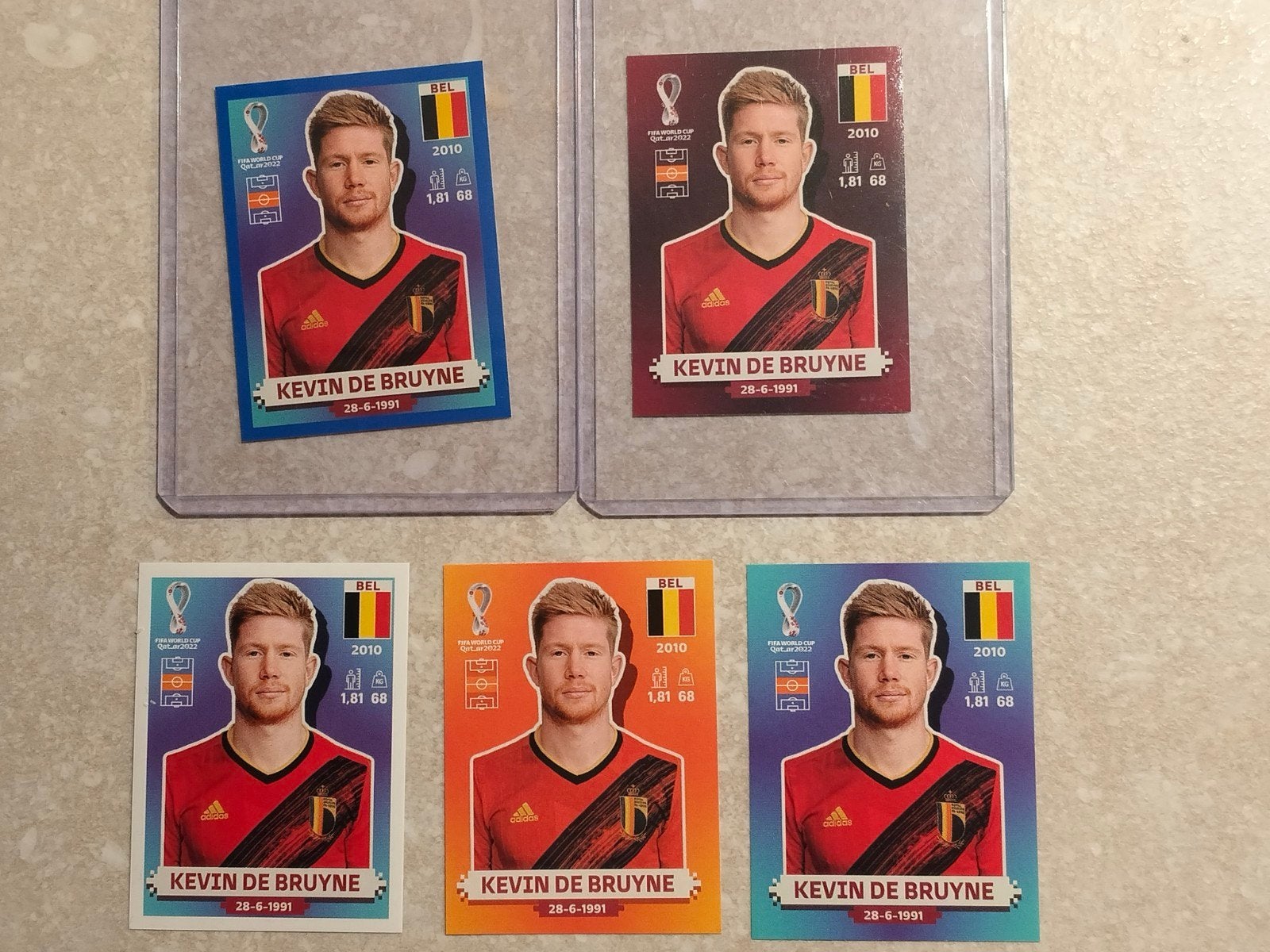 5 verschillende Panini stickers WK Qatar Kevin De Bruyne, Ophalen of Verzenden