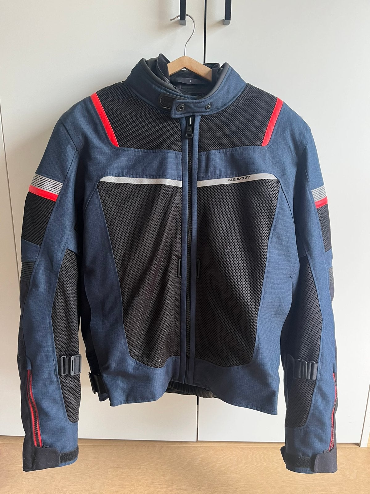 Zeer mooie moto vest en broek merk REV’IT!, Motoren, Ophalen, Tweedehands, Dames, Jas | textiel