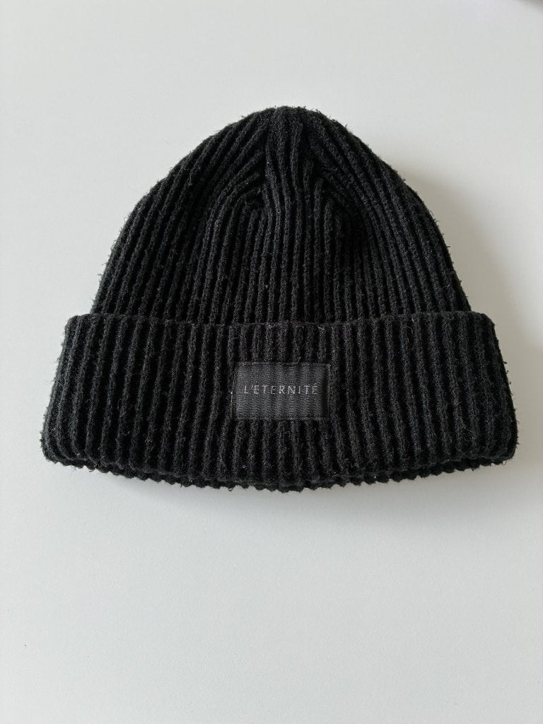 Zwarte muts one size, maat 52-58, Kleding | Dames, H&M, Ophalen of Verzenden, Zo goed als nieuw, Maat 36 (S)