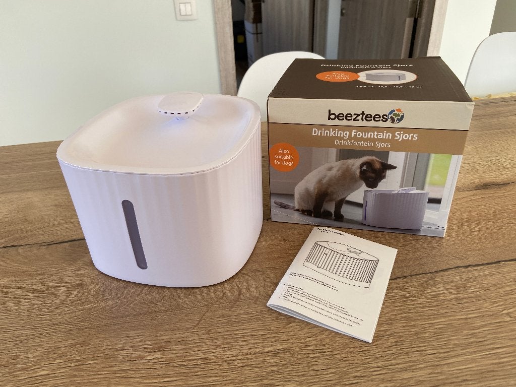 Fontaine à boire, Animaux & Accessoires, Enlèvement ou Envoi, Ergonomique, Neuf