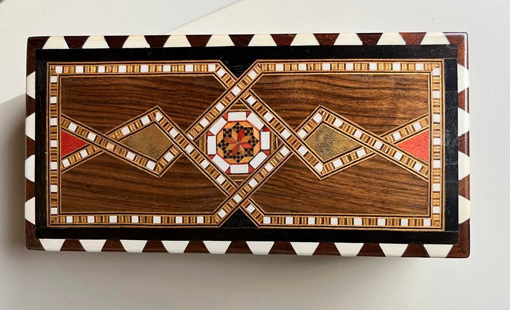 Moeaïkdoos decoratief kistje, Ophalen