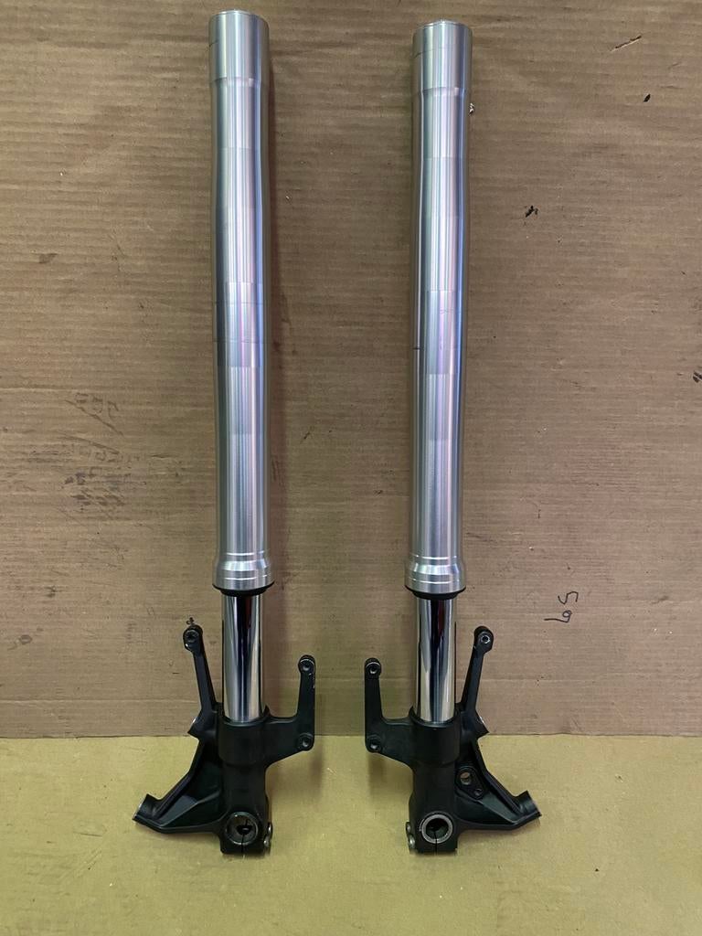 Fourche inversée tmax 530, Enlèvement