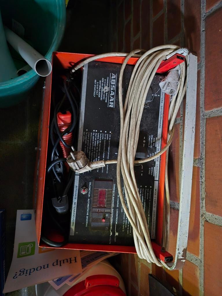 Absaar chargeur, Ophalen
