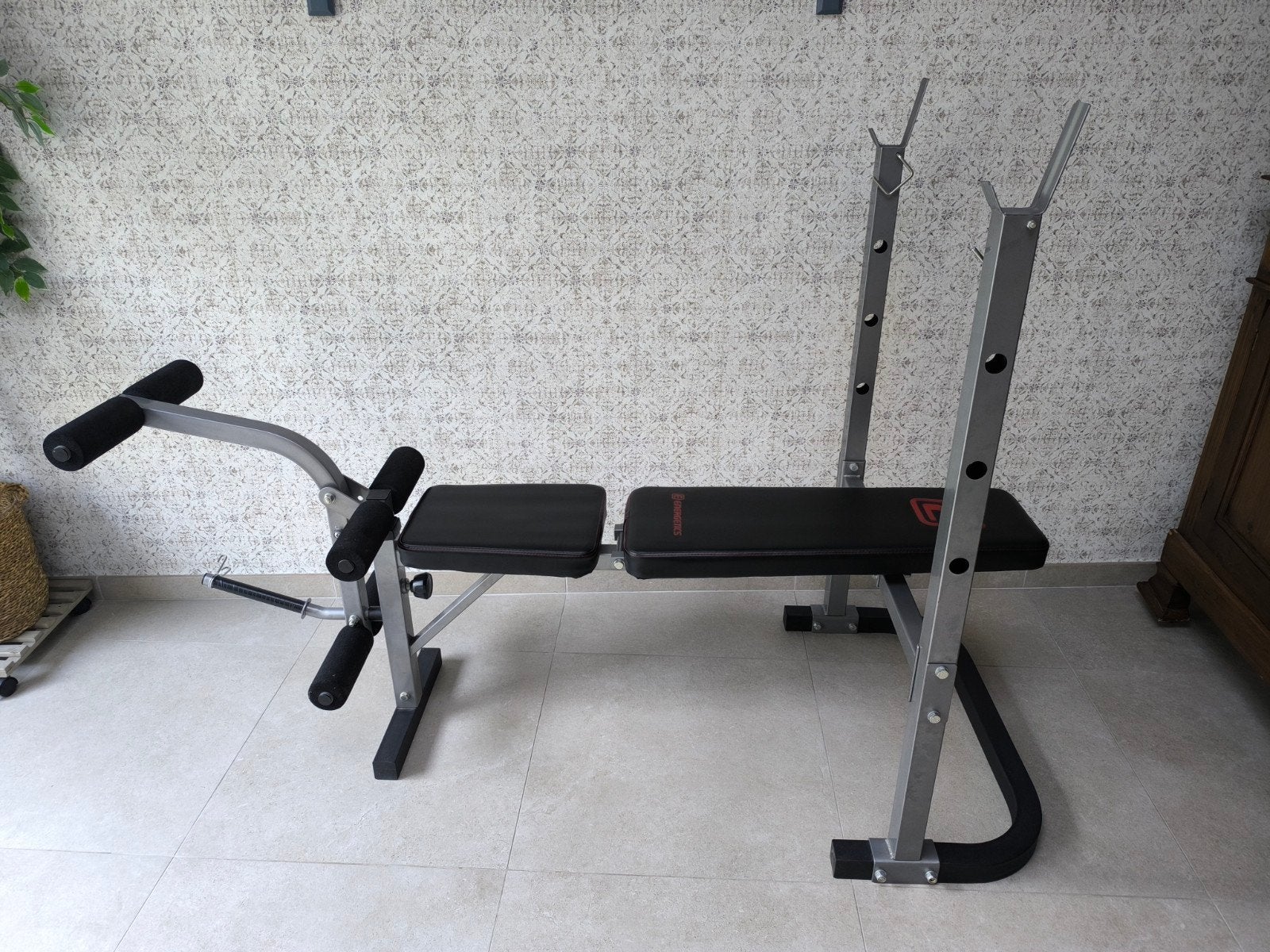 Energetics Banc Fitness/ Bench Press + Jambes (Bon état), Sports & Fitness, Enlèvement, Comme neuf, Dos, Banc d'exercice