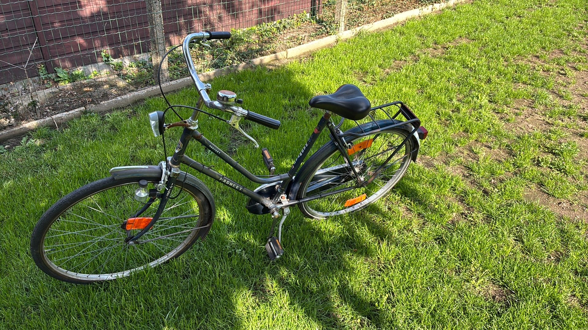 Magneet damesfiets/ kotfiets, Ophalen, Gebruikt, Velgrem, Overige merken