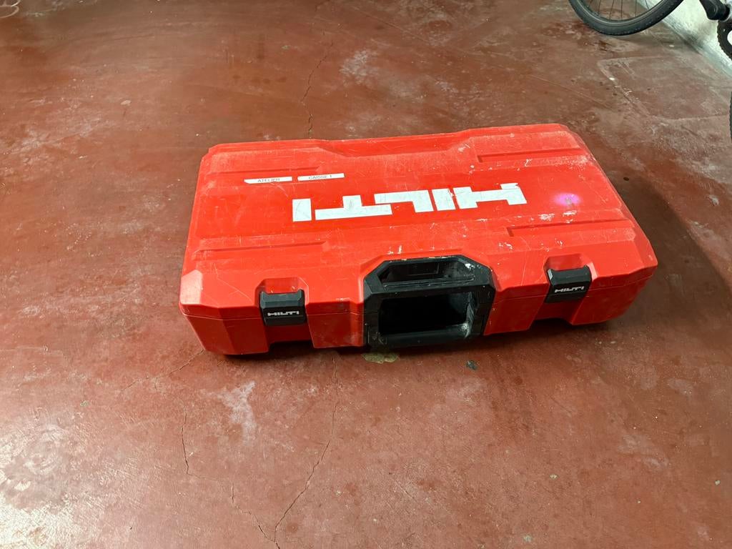 hilti, Ophalen of Verzenden, Zo goed als nieuw
