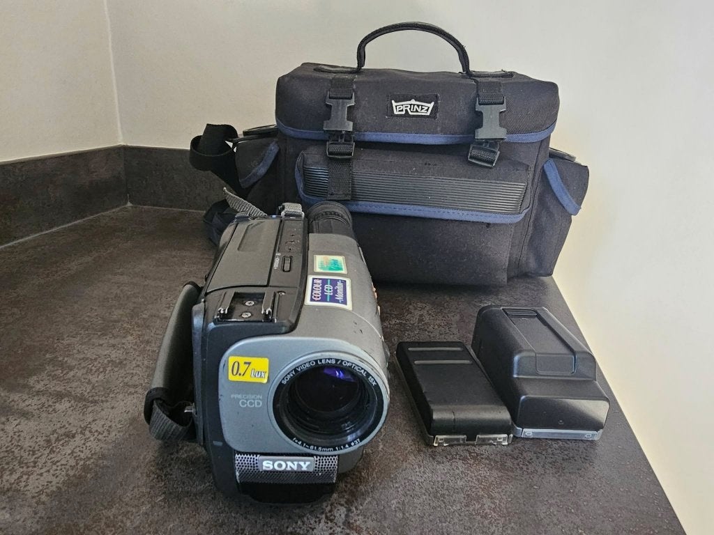 Sony analoge videocamera, Audio, Tv en Foto, Ophalen, Hi 8, Camera