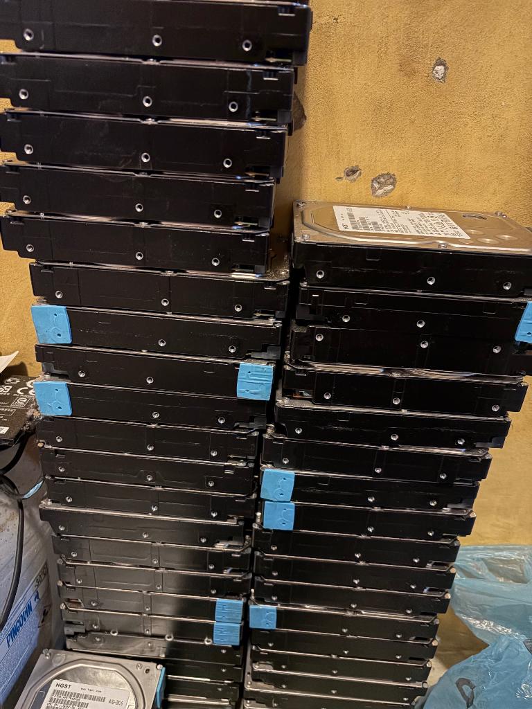 Lot de 40 piece HDD Serveur SAS 3Tb 4Tb, SAS, HDD, Interne, Serveur