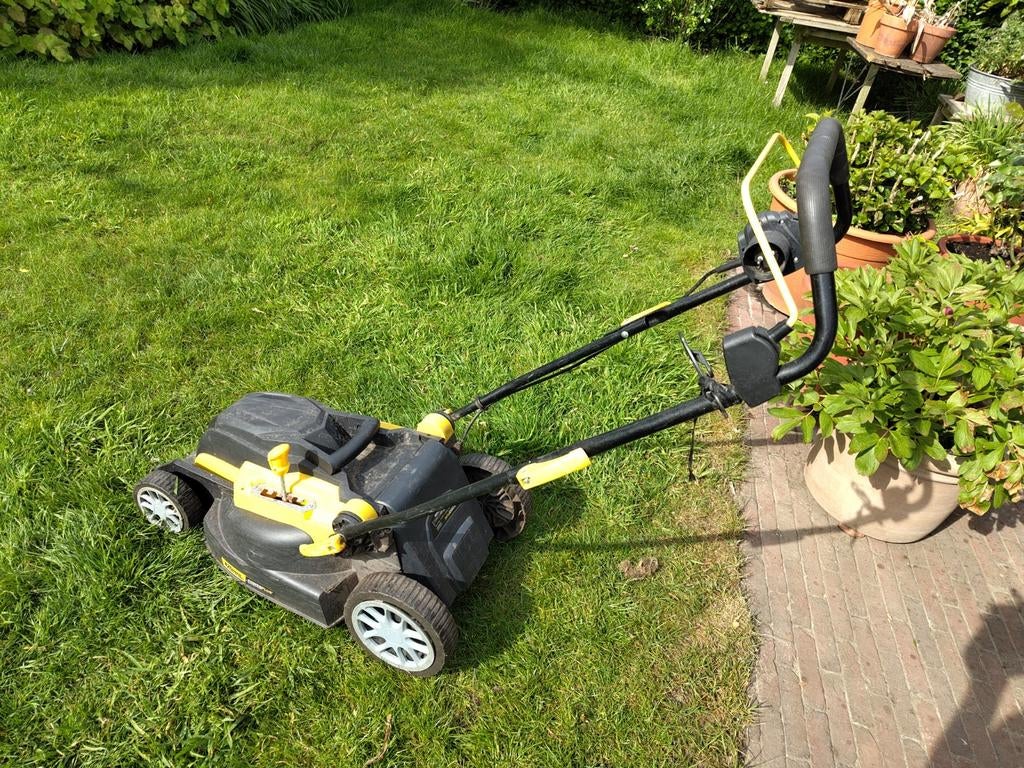 Electrische grasmaaier Powerplus, 42 CM,bak 40 liter, 2000W, Ophalen of Verzenden, Opvangbak