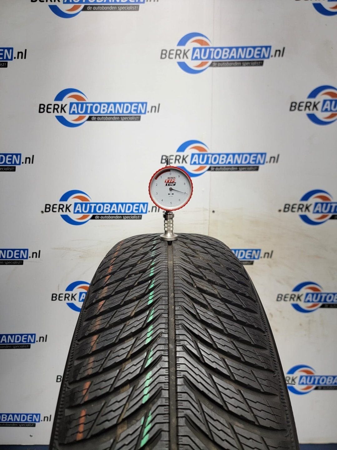 2x Michelin Alpin 5 215/65 R16 102H XL 215/65/16 2156516 (Pr, -, Band(en), Gebruikt, 215 mm