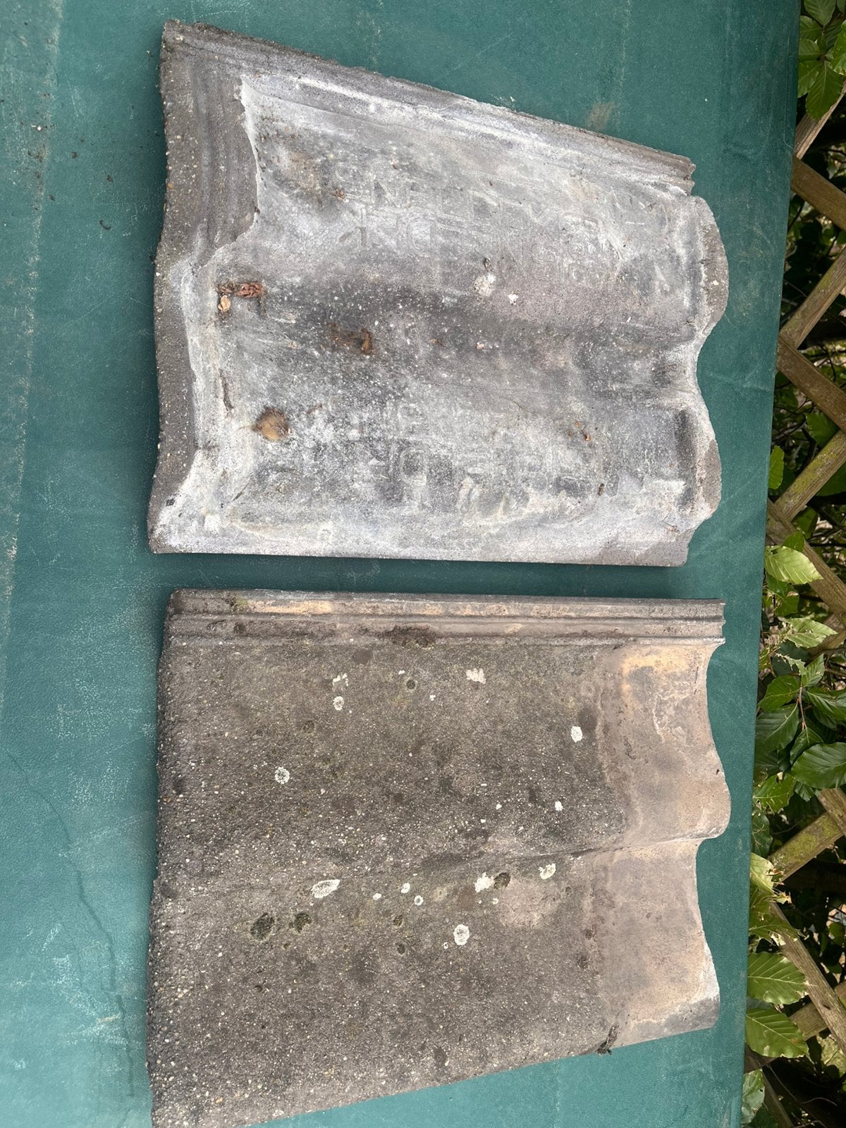 Tuiles de toit en béton RBB Sneldek (41 x 33 cm) — 3€/p, Bricolage & Construction, Tuiles & Revêtements de toit, Enlèvement, Comme neuf