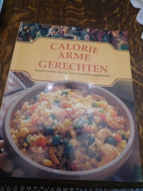 kookboek : caloriearme gerechten, Ophalen, Zo goed als nieuw
