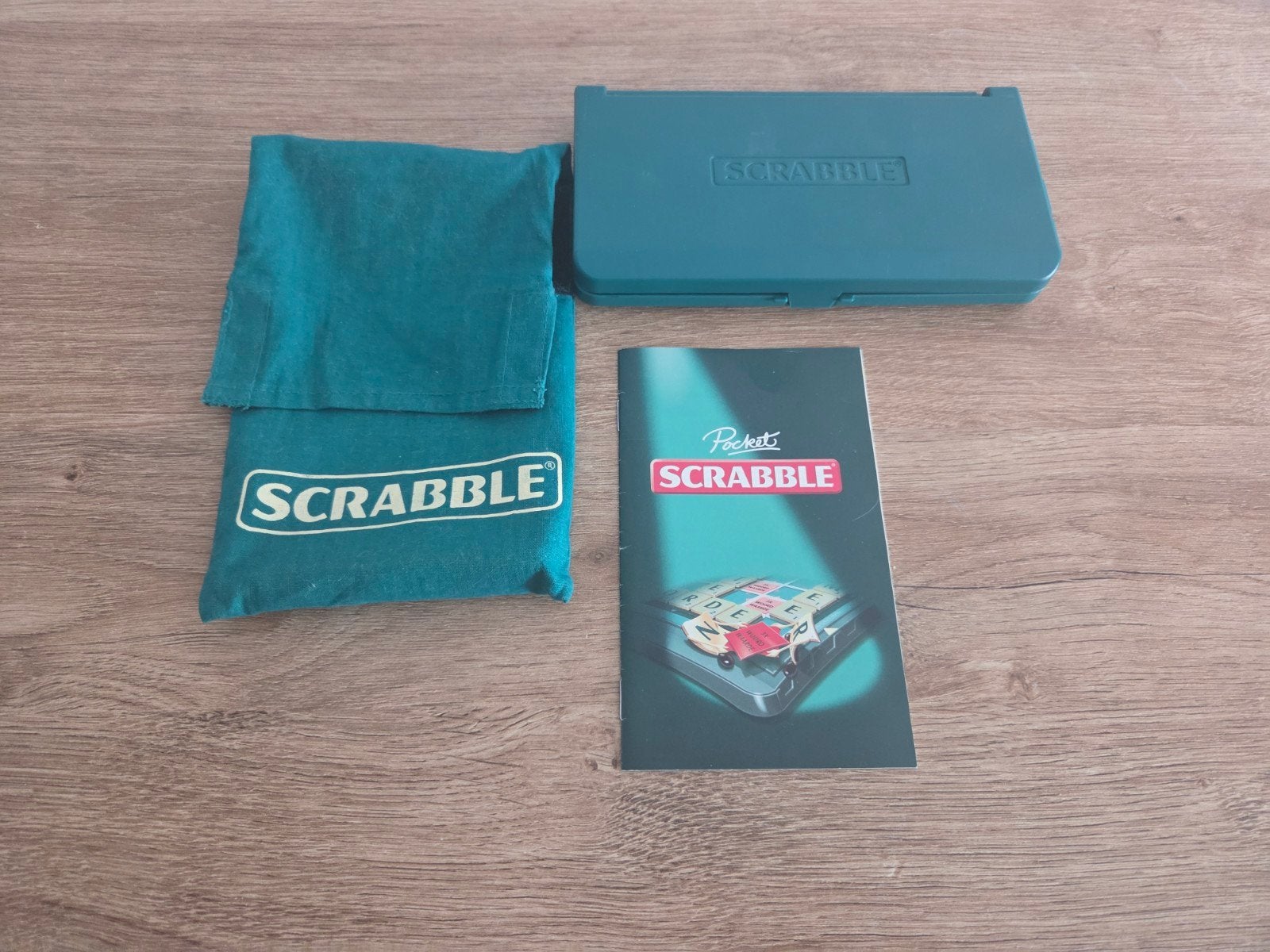 Scrabble Pocket – Reiseditie Compleet met Opbergtasje, Hobby en Vrije tijd, Gezelschapsspellen | Bordspellen, Reisspel, Ophalen of Verzenden