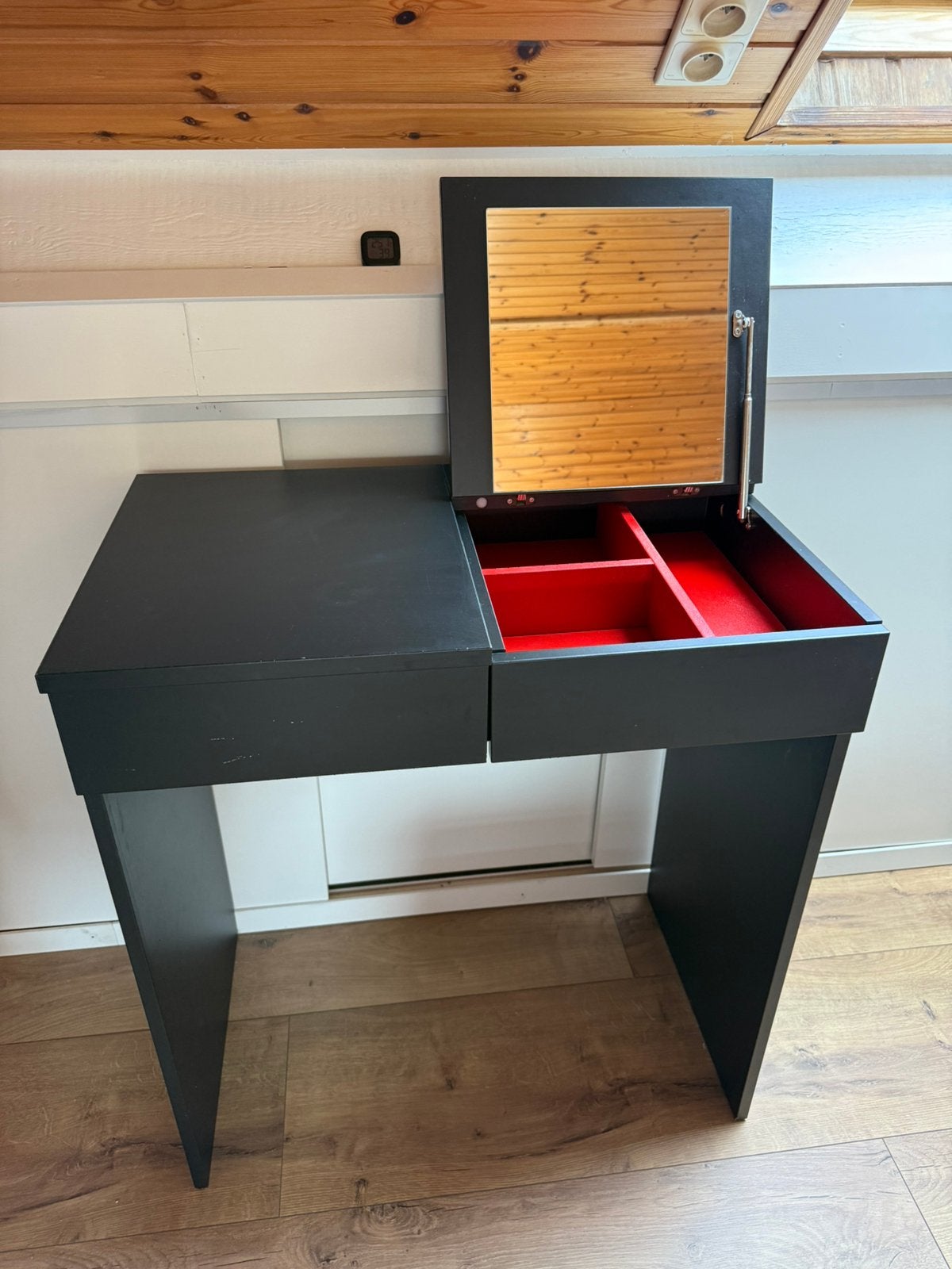 Makeup tafel, Ophalen, Zo goed als nieuw