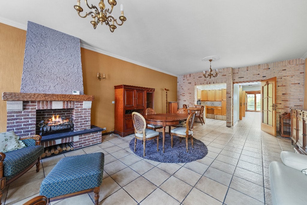 Appartement avec garage et jardin, 110 m², 48931 kWh/an, 500 à 1000 m², 1 pièces