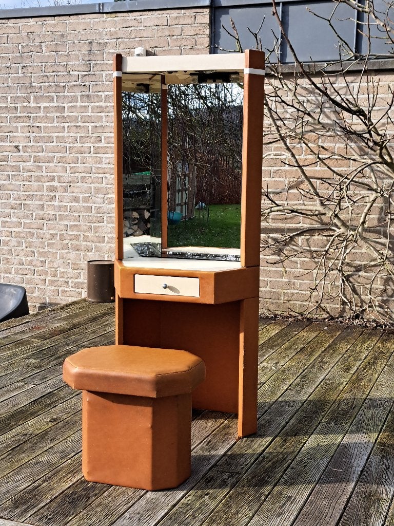 Vintage kaptafel (60/70) in bruin kunstleer met zitting, Ophalen, Kunststof, Gebruikt, 50 tot 100 cm