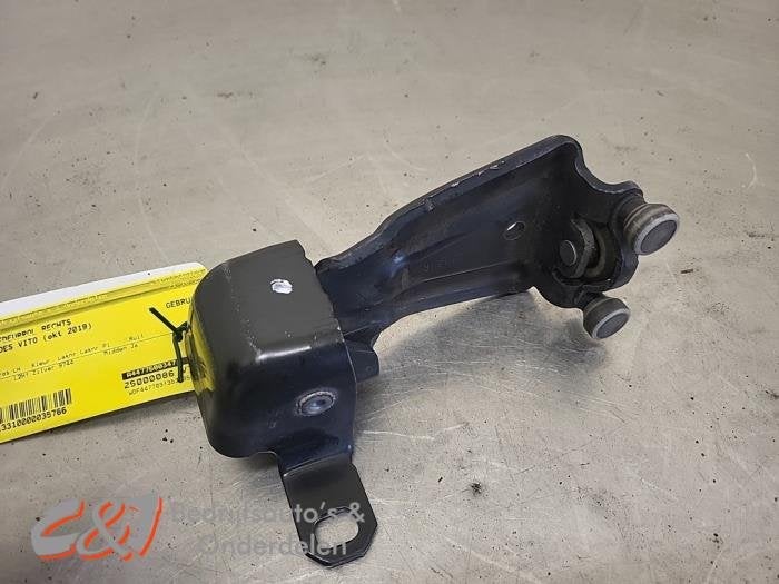 Roulette porte coulissante droite d'un Mercedes Vito (9744), 3 mois de garantie, Utilisé, -, -