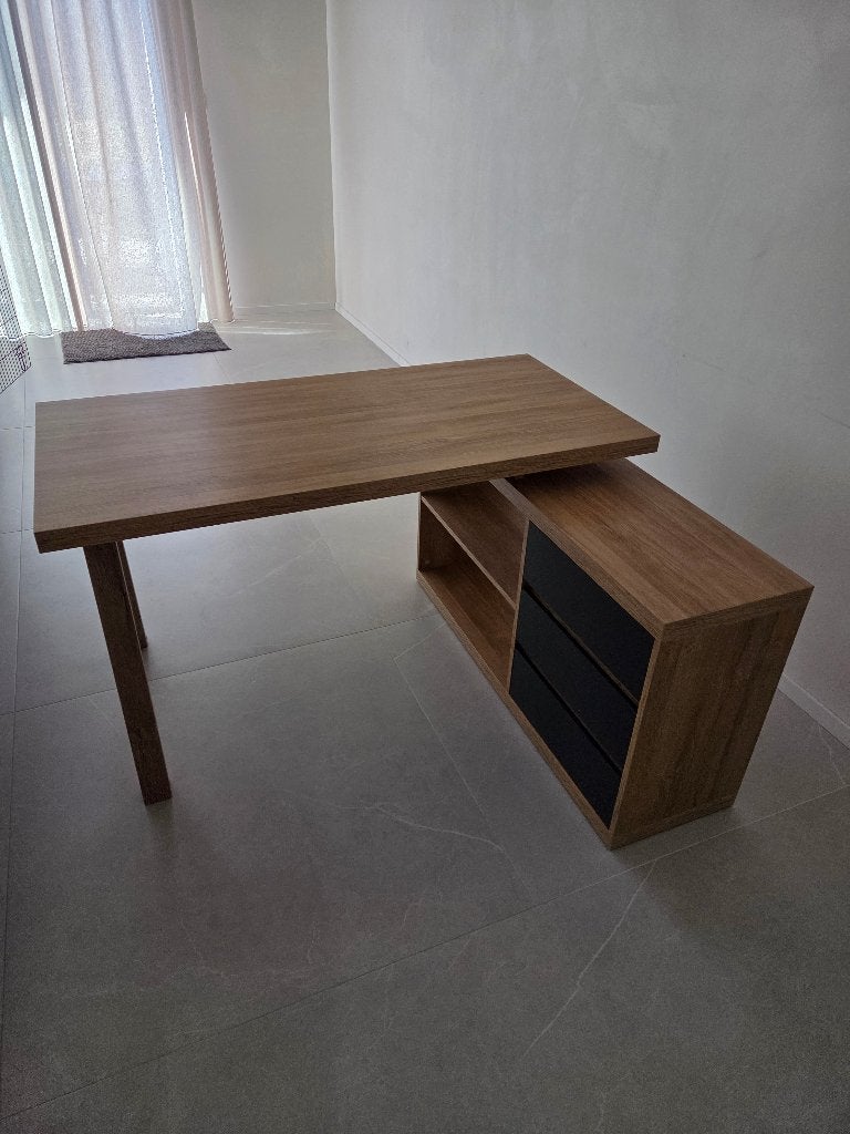 Bureau, Autres marques, 135 cm, 65 cm, Comme neuf
