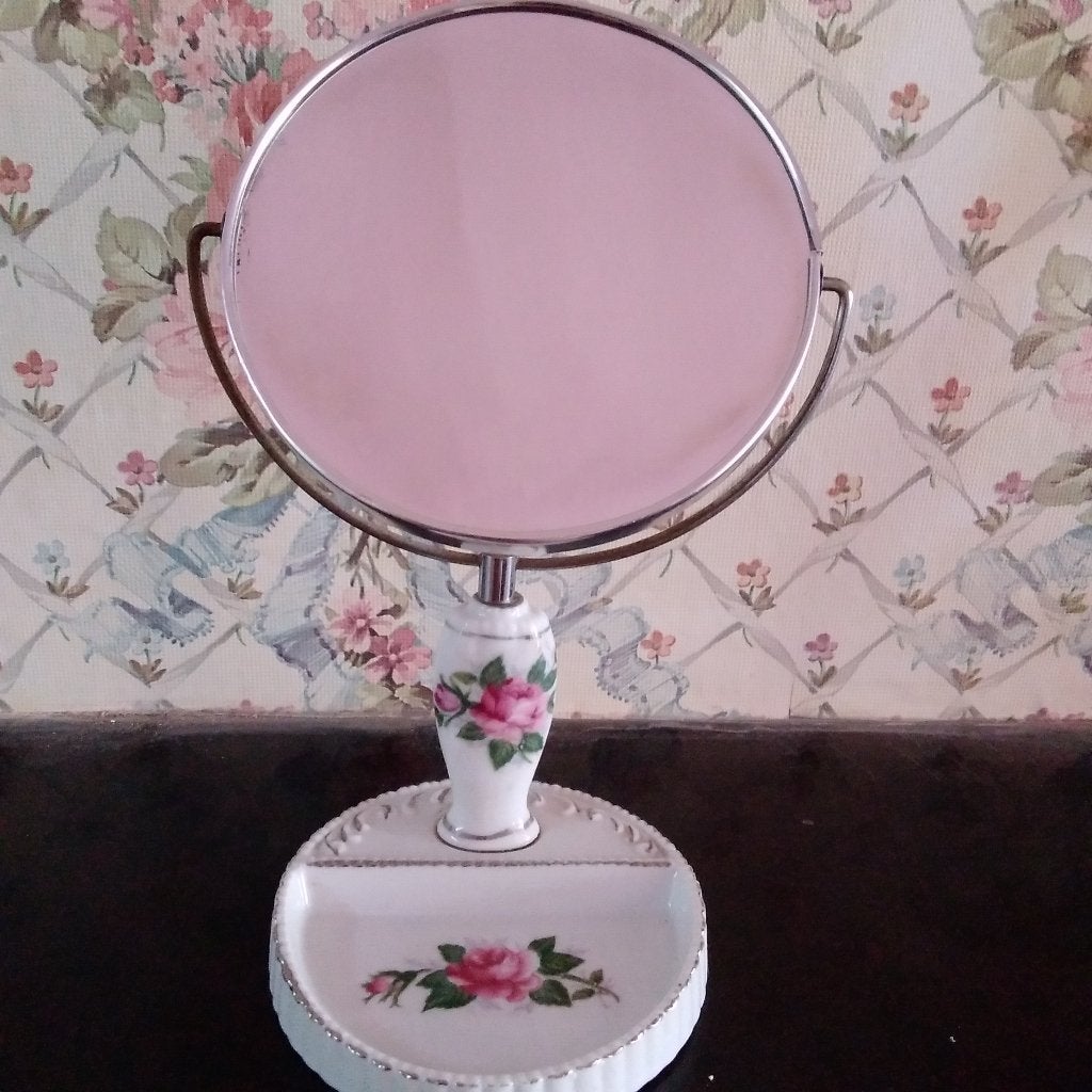 Vasque ancienne en porcelaine, miroir double face, Envoi
