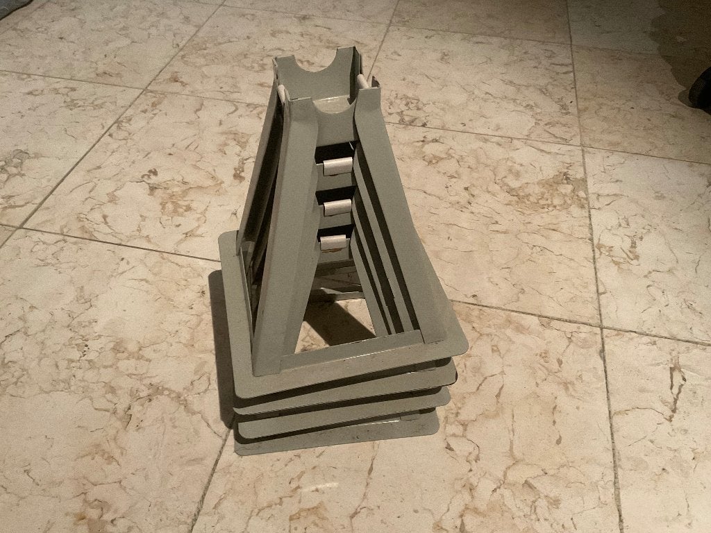 4 rehausseurs en métal – hauteur utile 20 cm – 40 € le lot, Ophalen, Gebruikt, Klassiek, Metaal