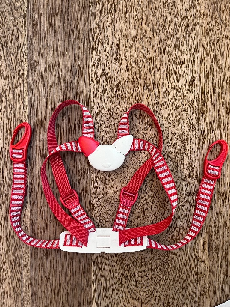 Stokke gordel (tuigje) rood/wit, Kinderen en Baby's, Ophalen, Zo goed als nieuw, Meegroeistoel, Gordel(s)