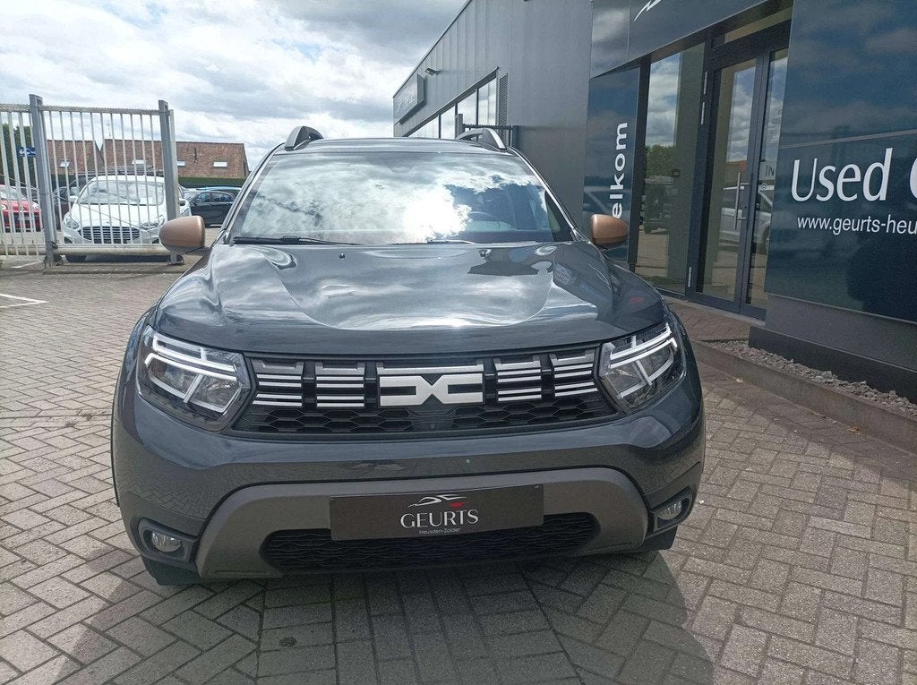 Dacia Duster Duster 1.3 TCe Extreme GPF (bj 2023), Auto's, Lichtsensor, Stof, Gebruikt, 4 cilinders