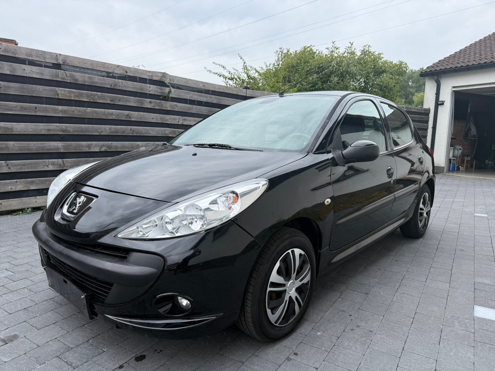Peugeot 206 1.4 essence (186000), Autos, Peugeot, Achat, Entreprise, Essence