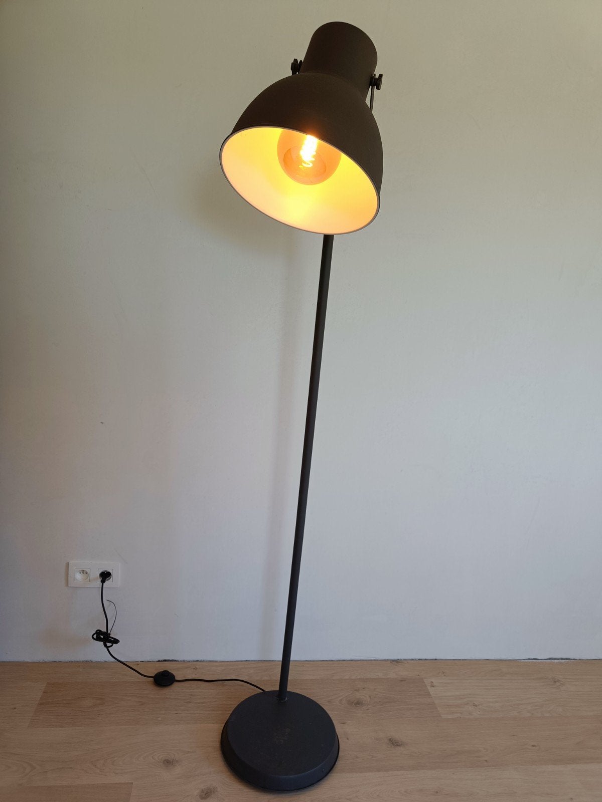 Vloerlamp industriële look, lichtbron inbegrepen, Ophalen, Gebruikt, Metaal, 150 tot 200 cm
