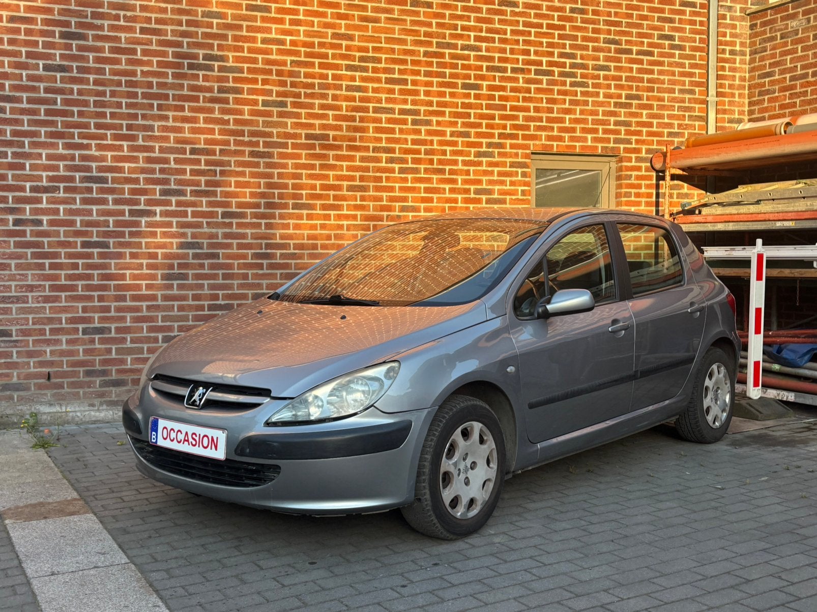 Peugeot 307 1.6i - Automaat - Airconditioning, Auto's, Peugeot, 1304 kg, 4 cilinders, Particulier, Electronic Stability Program (ESP)