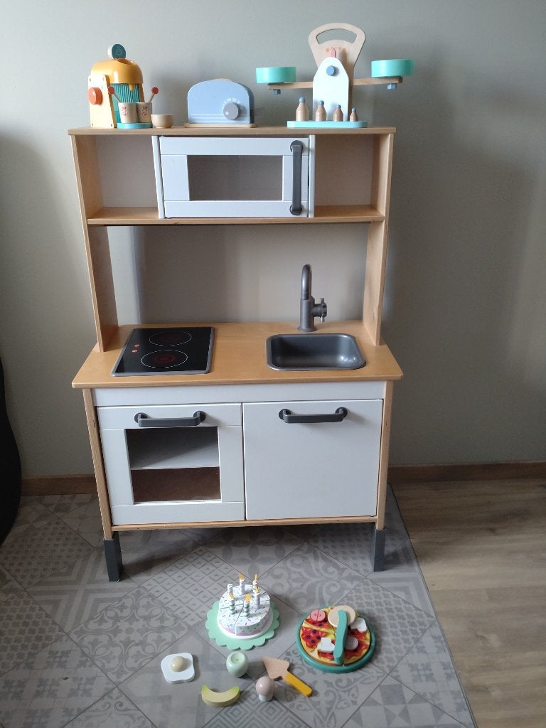 Cuisine enfant ikea avec accessoires bois, Enlèvement, Comme neuf, Bois, Jouer à la cuisine