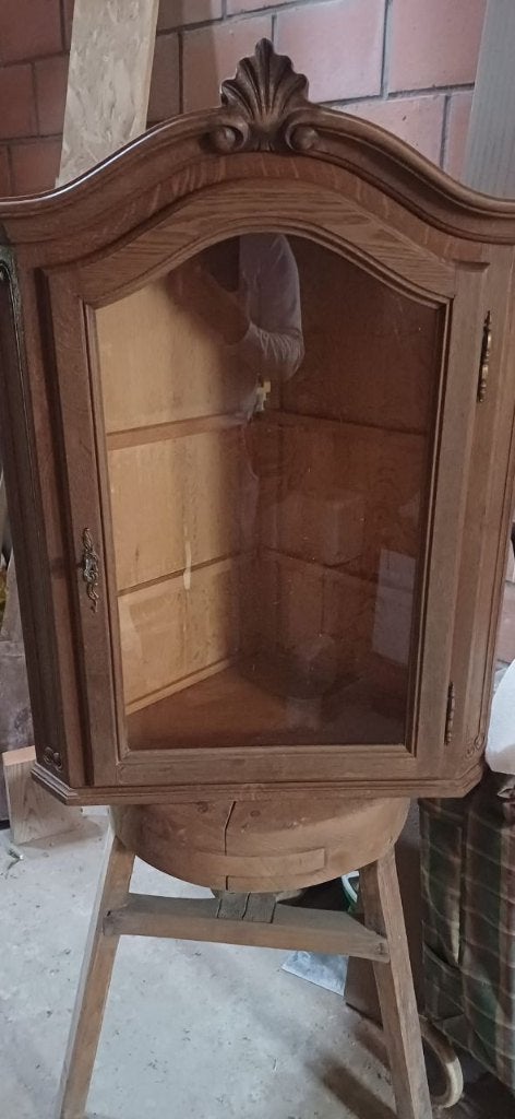 Hoekkastje 2 delen vol hout, Ophalen
