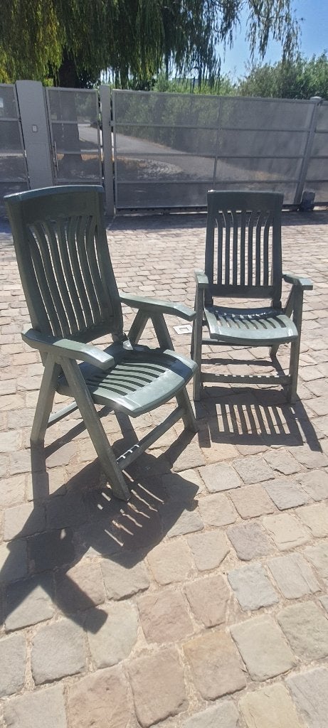 Ensemble (2 pièces) de chaises de jardin en plastique, Enlèvement, Utilisé, Synthétique, Pliant