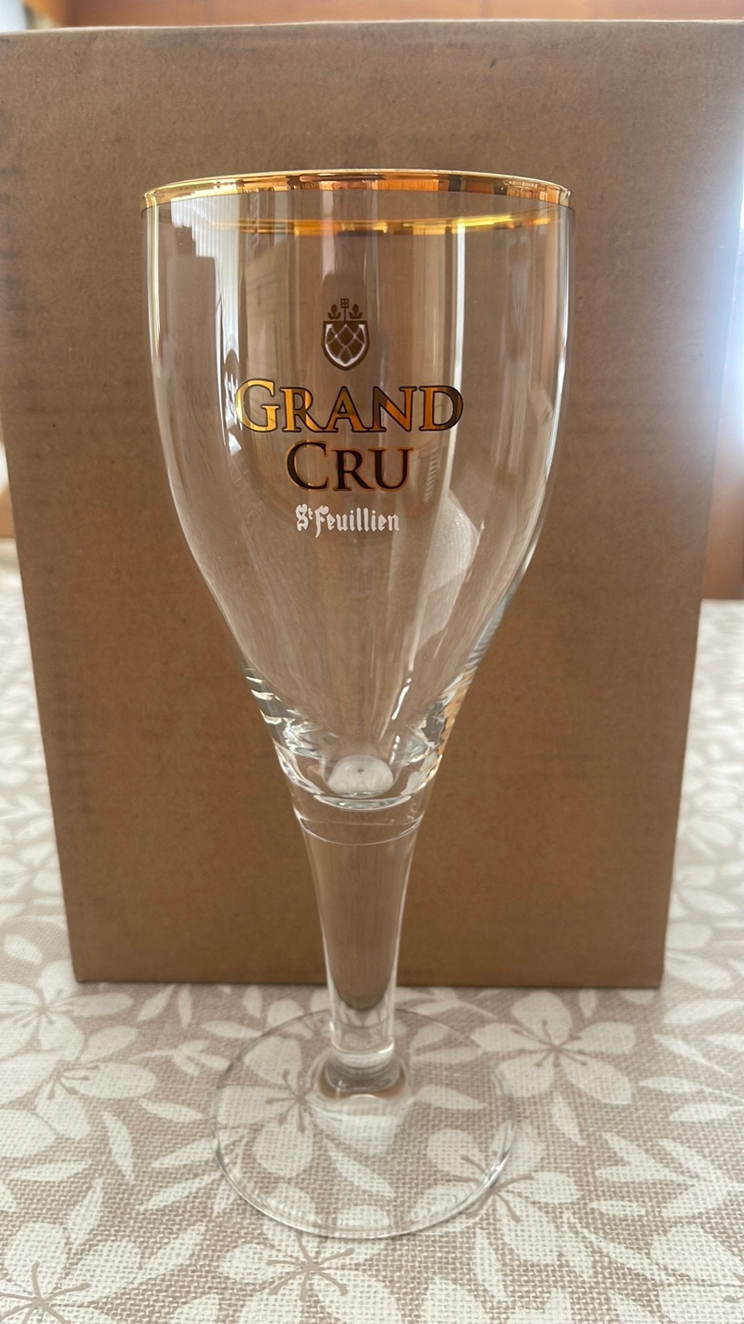 Glas st feuillien grand cru, Verzamelen, Ophalen, Zo goed als nieuw