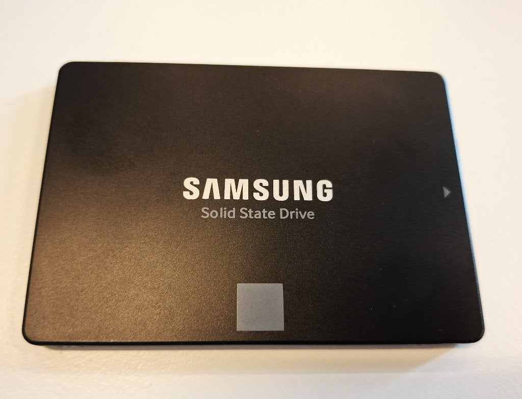 Samsung 860 EVO - V-NAND SATA SSD - 250GB, Computers en Software, Intern, Refurbished, Ophalen of Verzenden, Laptop