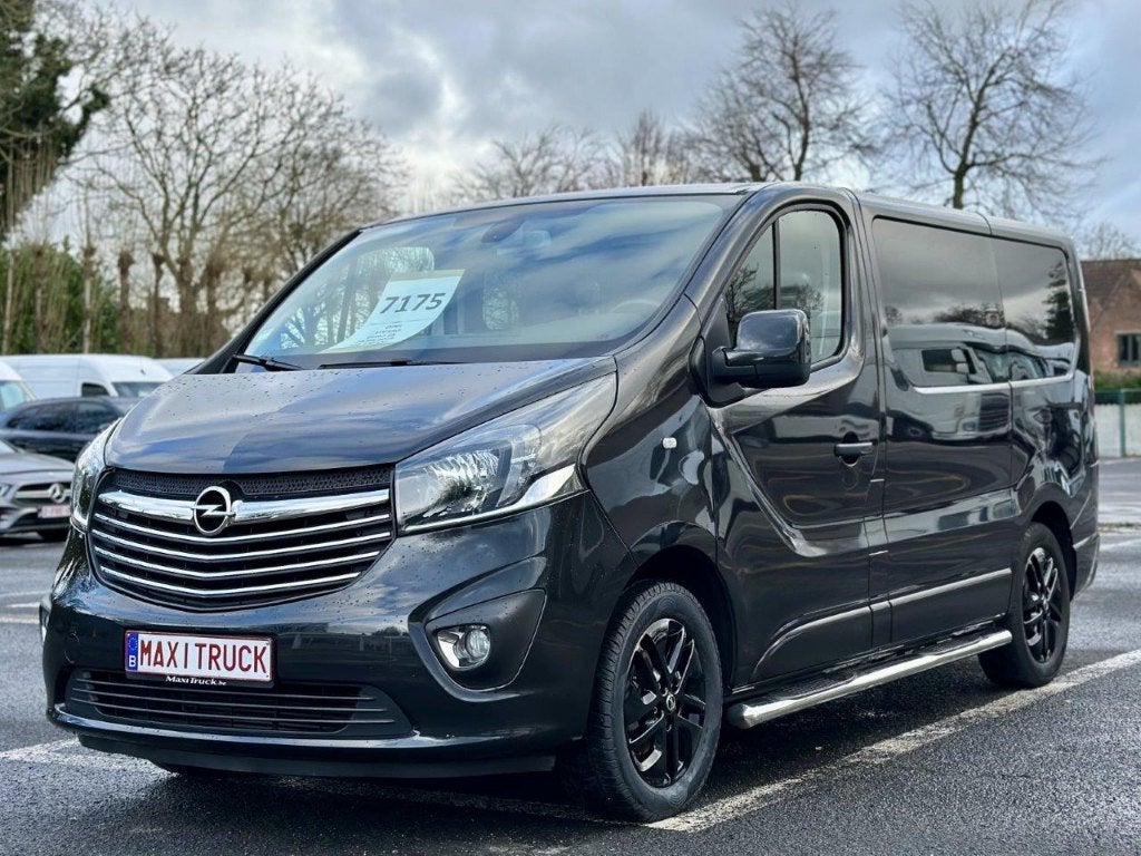 Opel Vivaro Dub Cab-5 Pl.-19500€- Leasing 1.224€/M- REF 7175, Auto's, Zwart, Leder, Bedrijf, 5 deurs